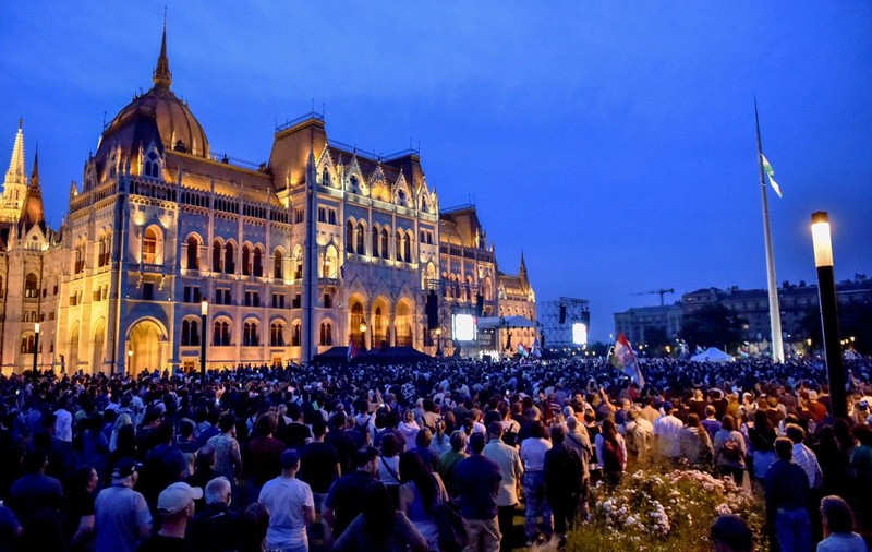 Ungaria lansează o „petiție națională” susținută de Viktor Orban, împotriva ajutorului oferit de UE Ucrainei