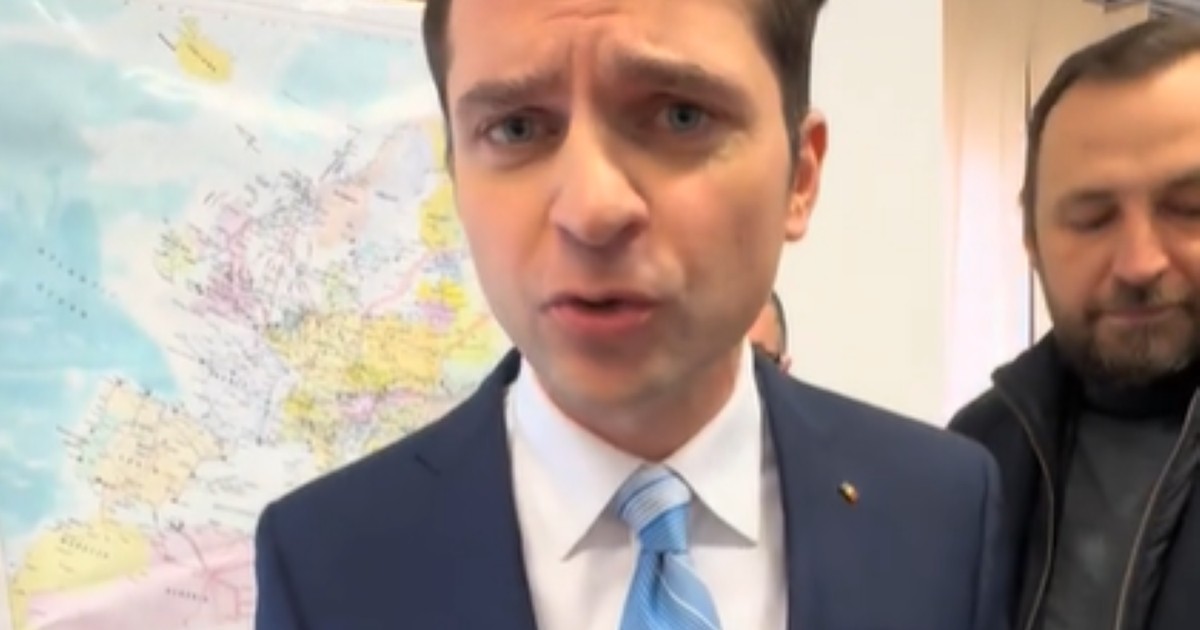 Sebastian Burduja l-a ironizat pe Călin Georgescu într-un video viral pe TikTok.