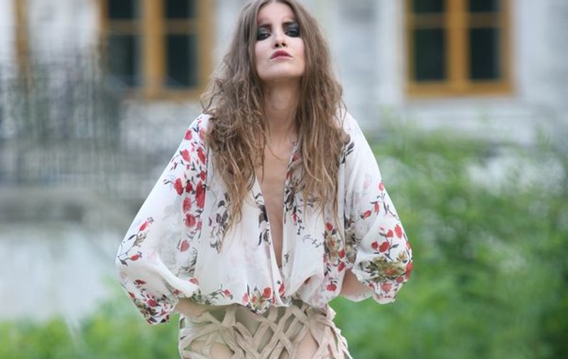Iulia Albu: "Tentativa de sinucidere a lui Năstase, o poveste neverosimilă". Află de ce crede asta!