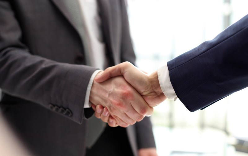 Grupul PPC și METLEN Energy &amp; Metals își unesc forțele pentru a dezvolta până la 1.500 MW în proiecte de stocare a energiei în trei țări 