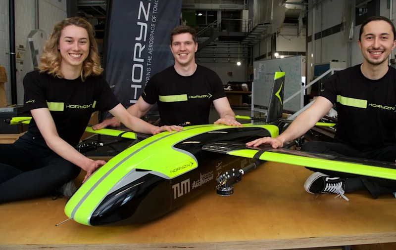 Studenții de la Universitatea Tehnică din Munchen au dezvoltat o dronă cu defibrilator