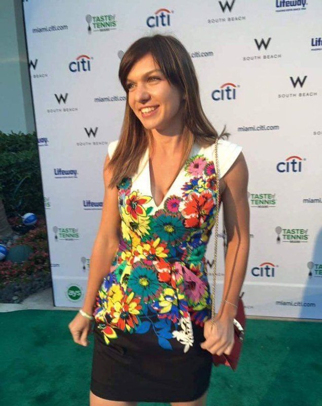 Simona Halep, de la petrecere, la sala de forță. Vezi când debutează Simo la Miami