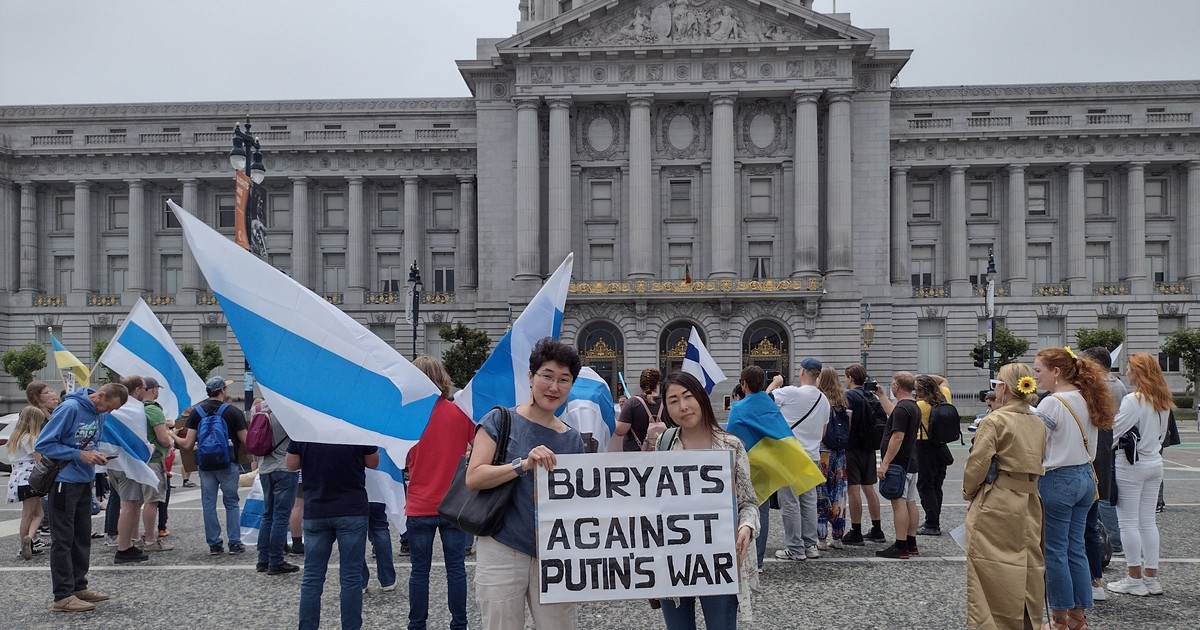 Când diaspora din Vest a bureaților a creat Fundația Bureația Liberă, Mariya Vyushkova s-a trezit responsabilă cu număratul morților din Ucraina, în virtutea abilităților sale de analiză a datelor.