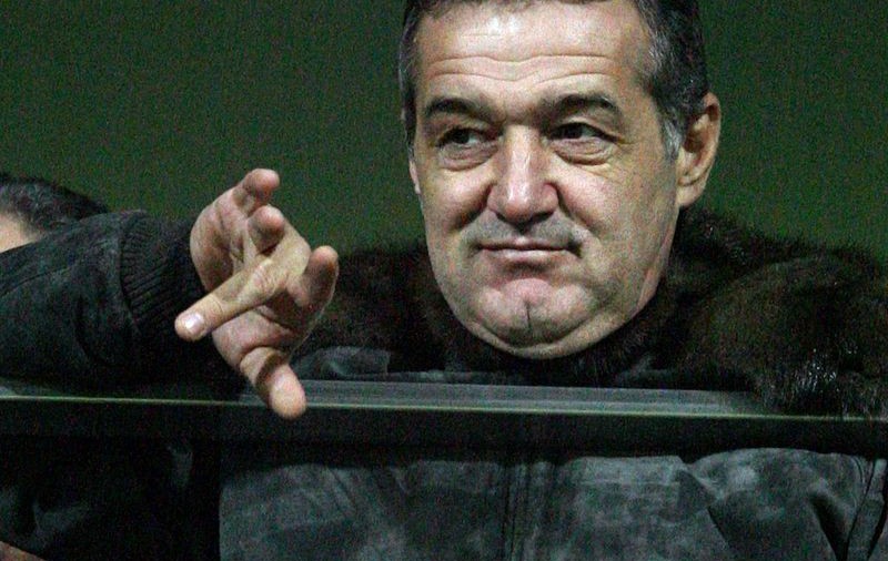 Becali:"Pentru Steaua e mai bine că Dinamo a bătut pe CFR"
