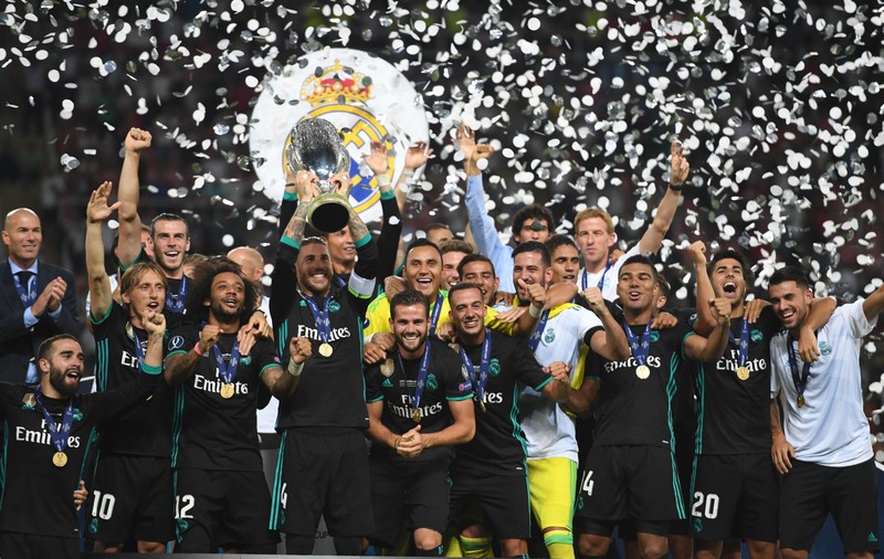 Supercupa Europei: Real Madrid - Manchester United 2-1. Campioana Europei a devenit supercampioana Europei. Isco, the best! Mou a oferit medalia unui puști | GALERIE FOTO