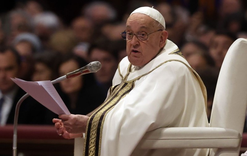 Papa Francisc a căzut și s-a lovit la mână. Care este starea Suveranului Pontif