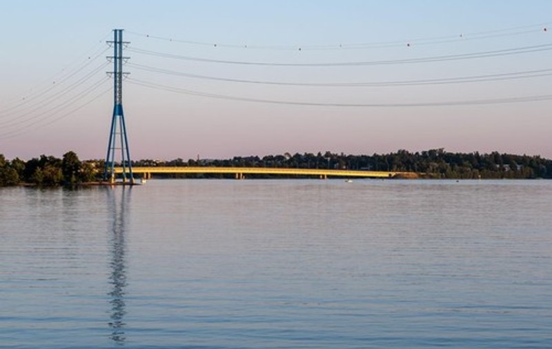 Rusia a tăiat livrările de energie electrică către Finlanda, după ce Helsinki a anunțat aderarea la NATO