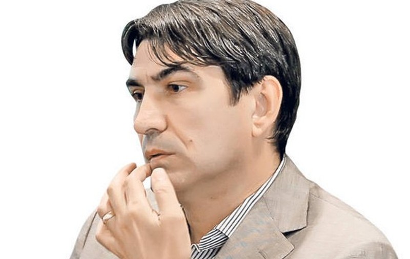 Piţurcă a negociat o oră şi jumătate pentru el şi o oră şi jumătate pentru staff-ul său