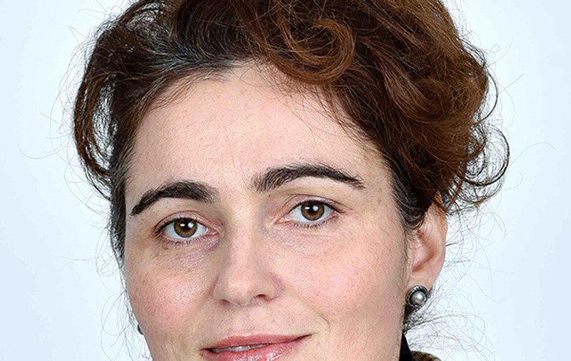 O senatoare PNL, târâtă în instanță de un coleg de partid; Laura Scântei: Sunt acuzații de domeniul bolilor psihice