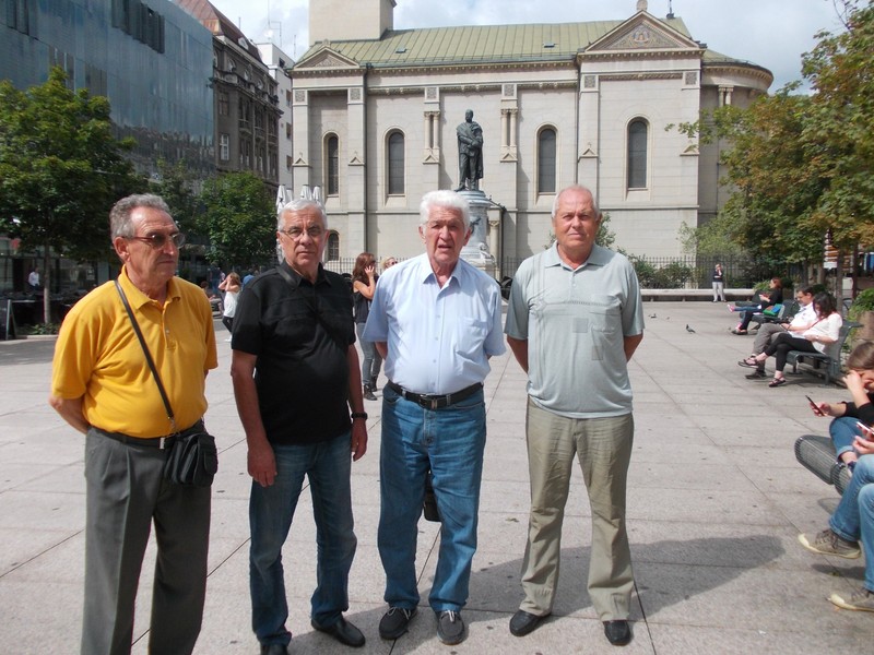 Oprişan, Iuhas, Dridea I şi Dincuţă, în Piaţa Centrală din Zagreb
