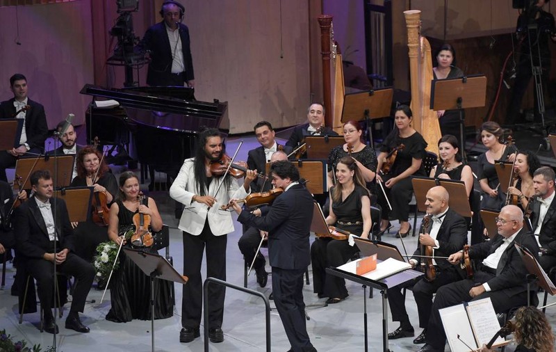 Programul Festivalului George Enescu 2025, joi, 28 august: Corul Radio din Letonia, Cvartetul Ad Libitum și Onirius - Un spectacol visat de Gigi Căciuleanu