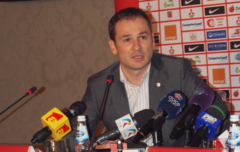 Ionuţ  Negoiţă le dă peste nas lui Cristi Borcea şi steliştilor