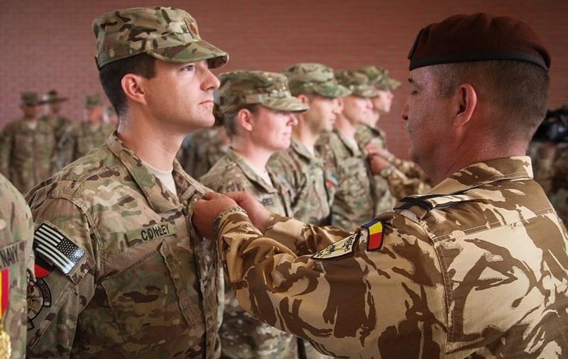 Medicul care îl tratează pe Donald Trump a salvat viața unui soldat român în Afganistan