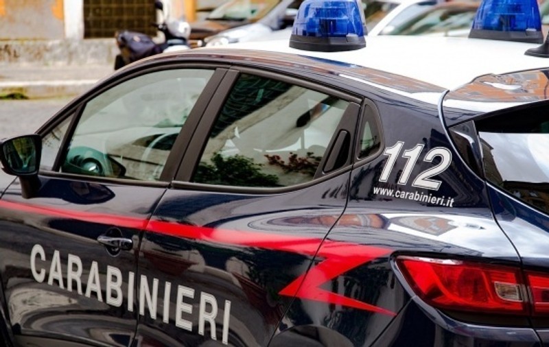 Un român din Italia a murit după ce şi-a dat foc ca să nu cadă în mâna poliţiştilor