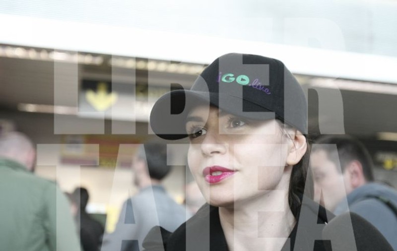 FOTO EXCLUSIV / Monica Gabor a ajuns în România pentru a petrece Paștele cu Irinuca. Se gândește la al doilea copil!