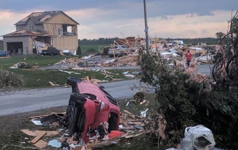 O tornadă a făcut ravagii în capitala Canadei. Zeci de oameni au fost răniți