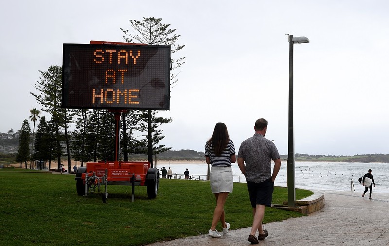 Orașul Sydney a fost izolat după apariția unui focar de COVID-19 de origine americană. Autoritățile nu au identificat "pacientul zero"