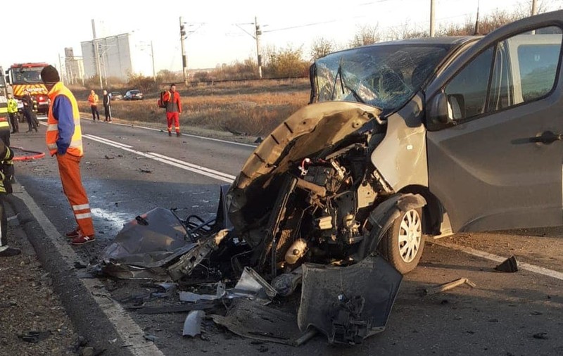 Trei oameni au murit și opt au fost răniți într-un grav accident în județul Galați. A fost activat planul roşu de intervenţie