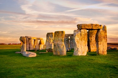 Locuri de vizitat în Marea Britanie- Stonehenge
