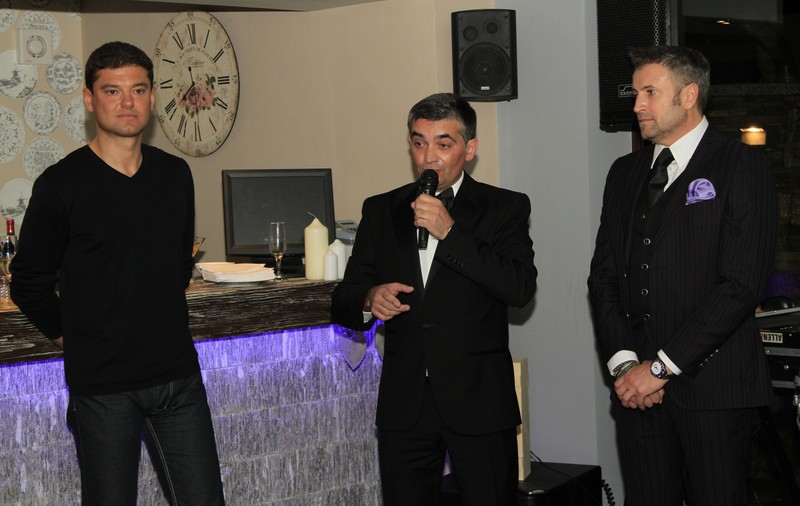 IMAGINI INEDITE! Cristian Boureanu – SINGUR, VESEL şi BRONZAT la Sinaia | FOTO