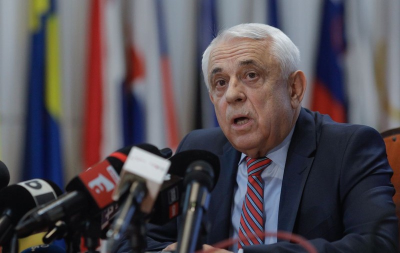 Primele măsuri în scandalul cerealelor din Ucraina, anunțate de Daea. România nu restricționează importurile, dar cere Ucrainei să reducă exporturile
