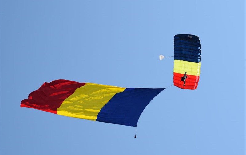 România a luat aurul la Campionatul Mondial de Acrobație cu planorul, la Deva