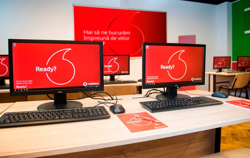 Vodafone a descoperit că Huawei avea breșe de securitate ascunse în echipamentele sale