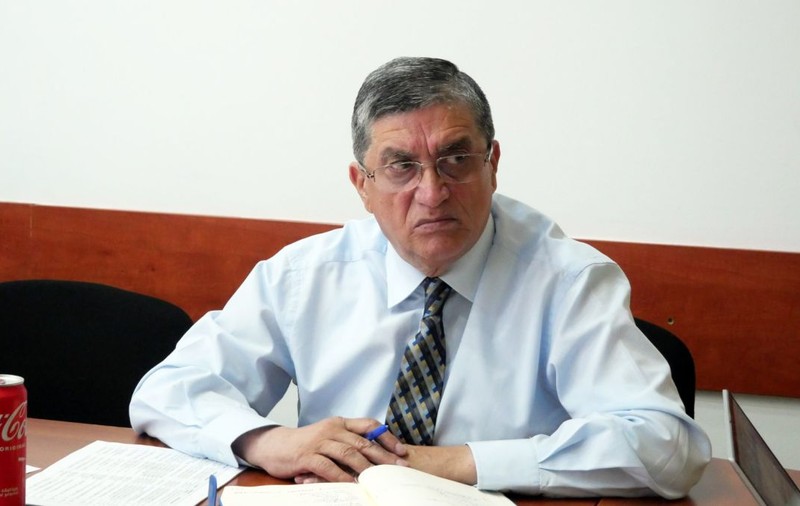 Un fost învățător liberal, acuzat de abuzuri, organizatorul Forumului Educației, unde a fost prezent Cîmpeanu, cel care îi ceruse demisia