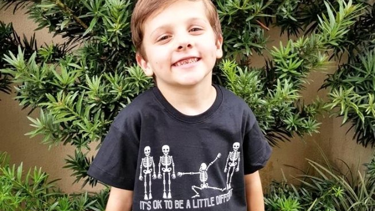 Rafael are autism și la șapte ani vorbește perfect nouă limbi străine. Cum a fost posibil așa ceva