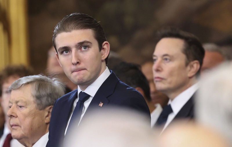 Fiul de 19 ani al lui Donald Trump are o iubită din Rusia, care îi spune „sweetheart”: „Este bătută rău!”