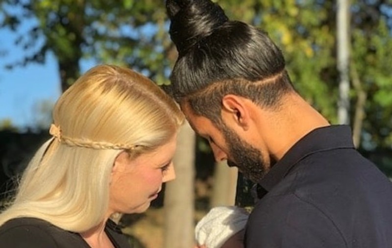 Fetița Adinei de la Heaven nu va fi botezată creștinește.  Zaynab Maria a împlinit patru luni