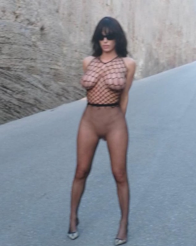 Bianca Censori a apărut din nou fără lenjerie intimă. Imaginile care au stârnit mari controverse