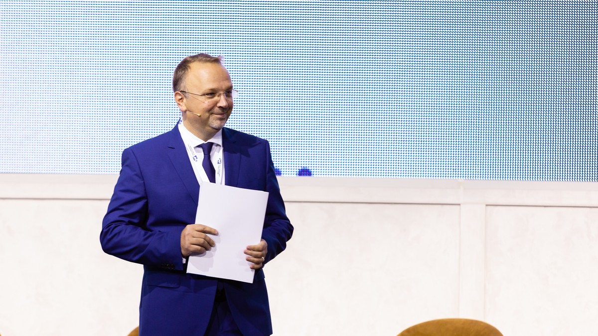 Cum investim când viața devine tot mai scumpă, iar viitorul mai greu de ...