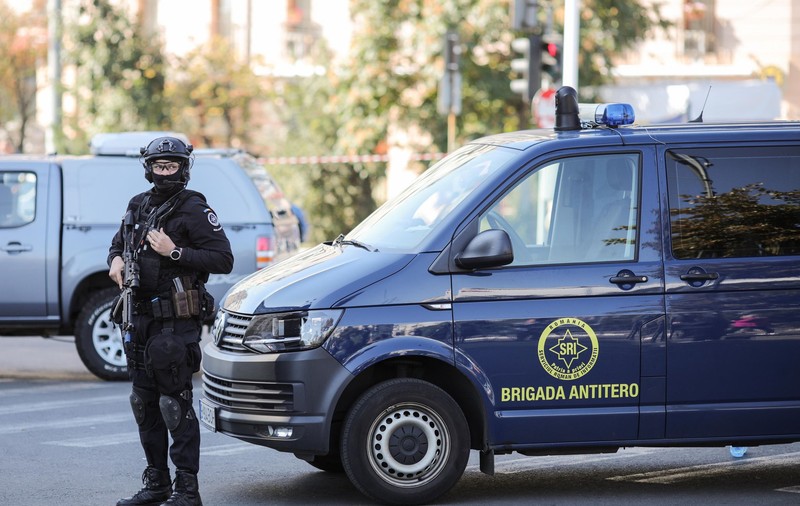 Valiză suspectă în apropierea Palatului Cotroceni. Alerta s-a dovedit falsă