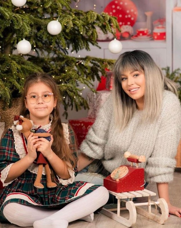 Misha și Maya, colaborare inedită mamă-fiică. Au lansat prima melodie împreună, iar Connect-R a compus-o