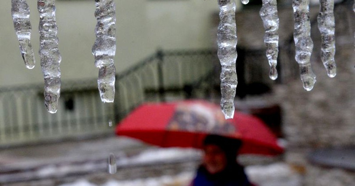 Ploaie înghețată în București