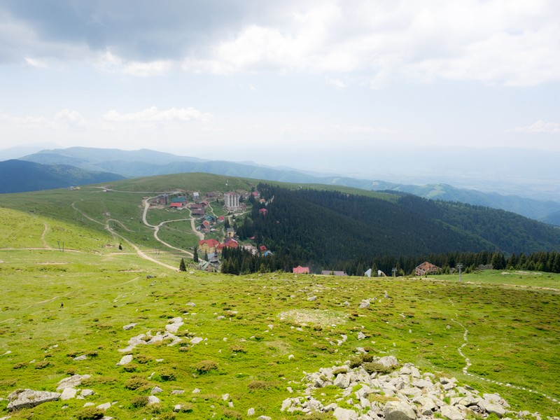 Trasee în statiunea montana Muntele Mic