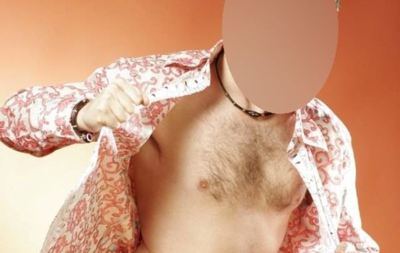 "Cred că sunt cam... cel mai frumos de până acum!" Ce cântăreţ de la noi SE LAUDĂ aşa? | FOTO