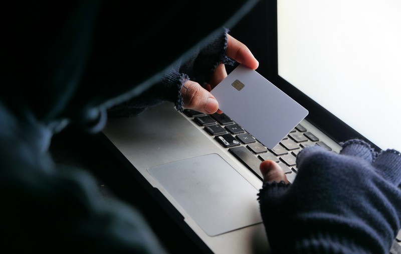 Un nou tip de fraudă în România. Autoritățile: „Atenție la mesajele care oferă joburi online”