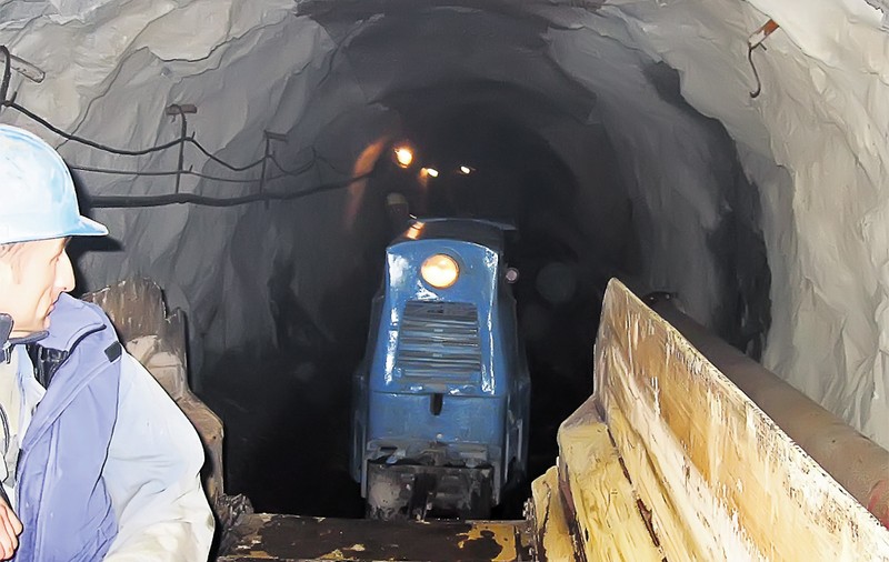Mineritul cu cianuri va fi interzis cel puțin cinci ani de acum încolo