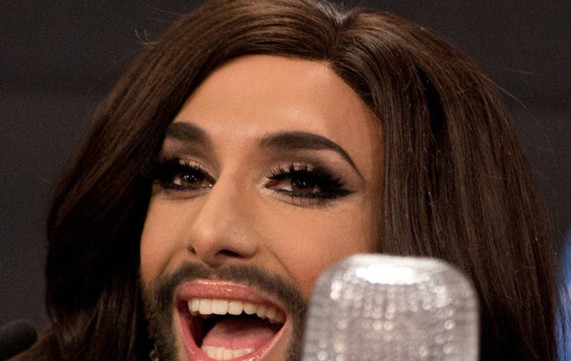 IMAGINI DEMENŢIALE! Uite cum arată CONCHITA WURST în LENJERIE INTIMĂ! FOTO