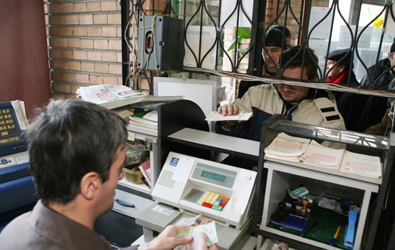 Momeala de 10.000.000 €. Potul de la Loto 6 din 49 e o supersursă de venit pentru stat, aşa că nimeni nu ar avea interes să fie câştigat