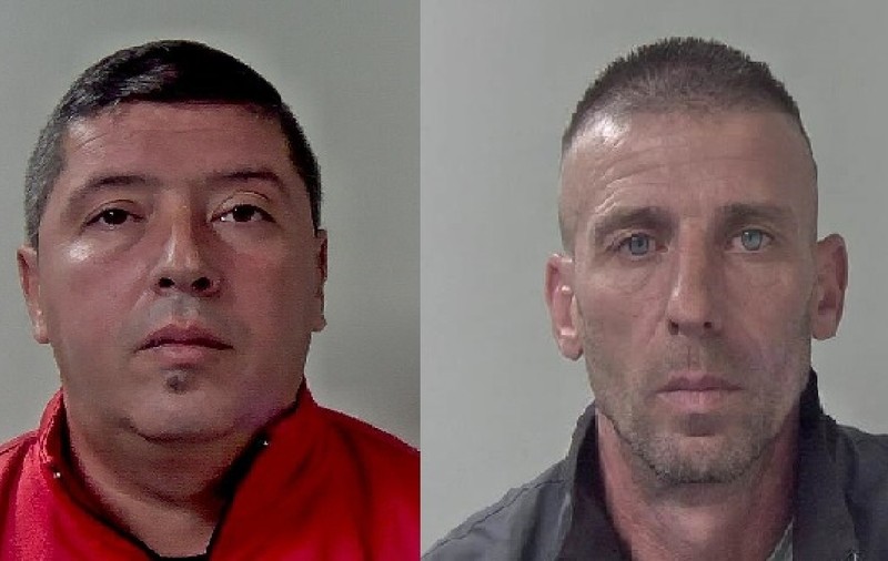 Cum au încercat doi șoferi români să scoată mai mulți migranți din Marea Britanie. Ce pedepse au primit