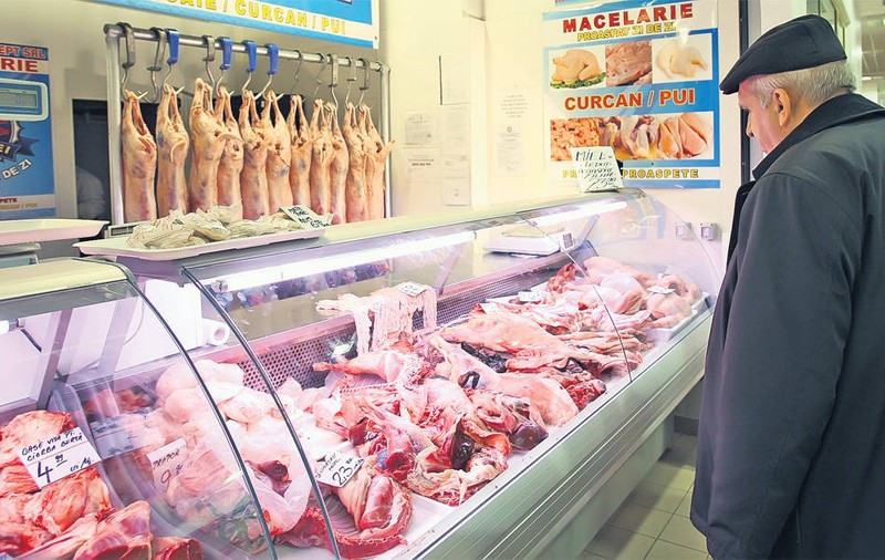Cât costă carnea de miel în piețele din București și din țară | Prețurile ar putea crește mai aproape de Paște