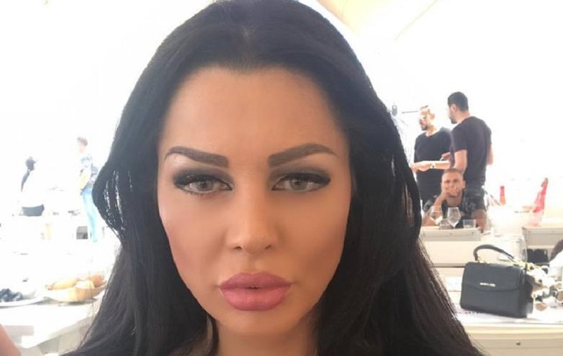 Soția lui Ilie Năstase, în costum de baie la piscină. În loc să o admire, prietenii virtuali au criticat-o dur