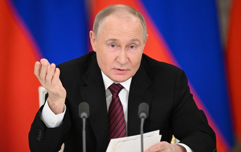 Vladimir Putin nu s-a dus la negocierile de pace din Turcia pentru că îi e frică să nu fie asasinat: „Este un Walking Dead”