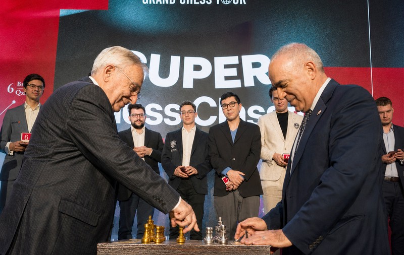 Garry Kasparov și Mugur Isărescu au dat startul Super Chess Classic România 2026