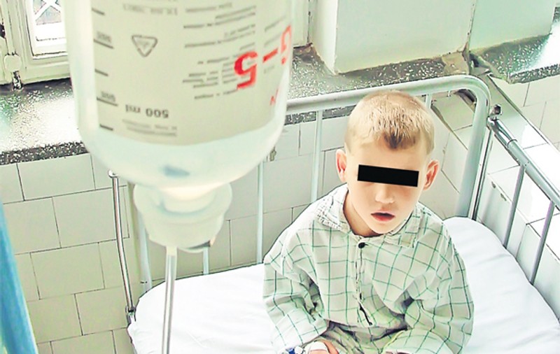 De ce vă bateţi joc de ei? Mai mulţi copilaşi au murit sau vor rămâne traumatizaţi din cauza celor care ar trebui să-i supravegheze!