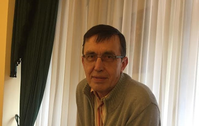 Diagnosticat cu cancer la un control de rutină. S-a vindecat, a renunțat la fumat după 40 de ani și s-a întors la muncă