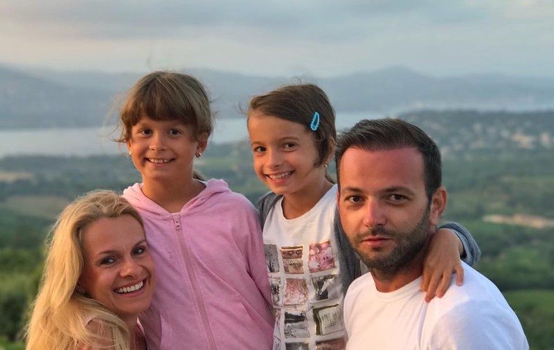 Mesajul lui Mihai Morar pentru cele două fete ale sale, cu ocazia Zilei Mondiale a Prematurității